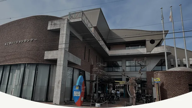 東大阪市近江堂リージョンセンター(はすの広場)