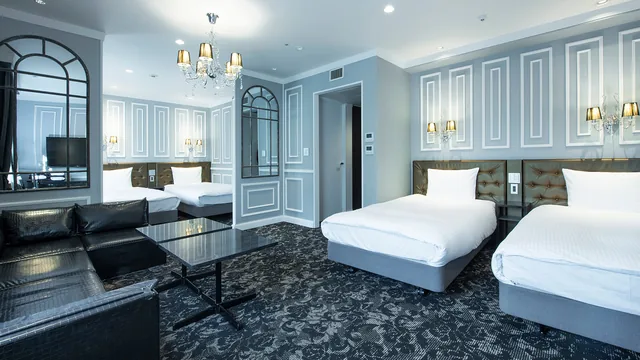 HOTEL PLUMM