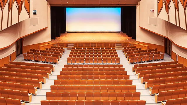 横浜市青葉公会堂