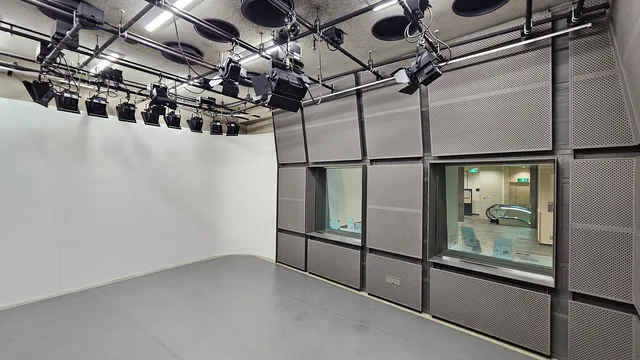 ムーブ町屋